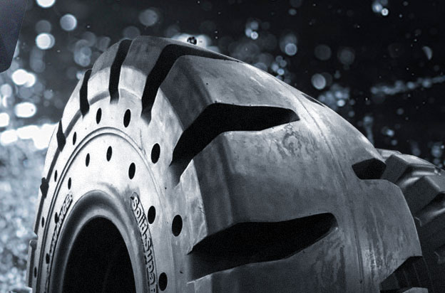 Make the transportation on wheels safer - Guizhou Tyre's showed its 